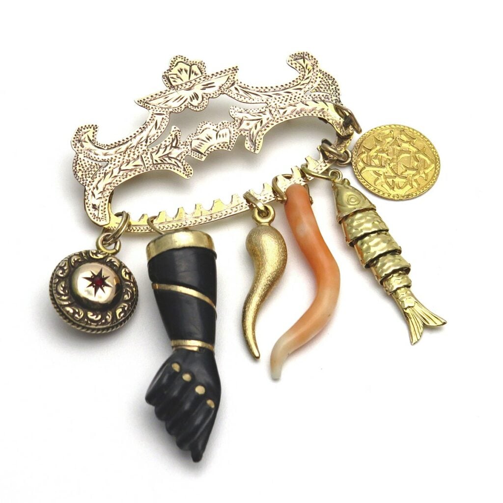 Rare Solid Gold Penca de Balangandan Charm Holder Brooch