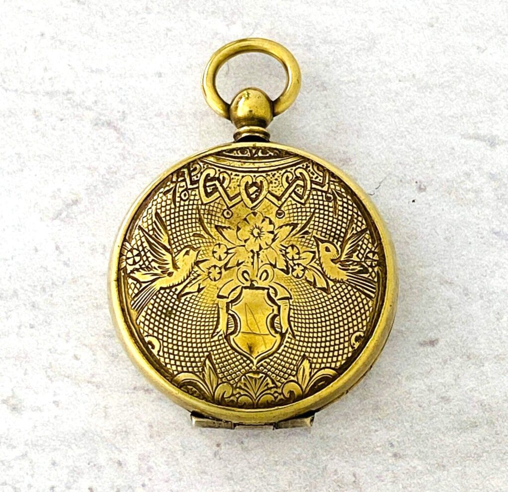 Victorian Hand Engraved Birds Pinchbeck Gold Pocket Watch Locket