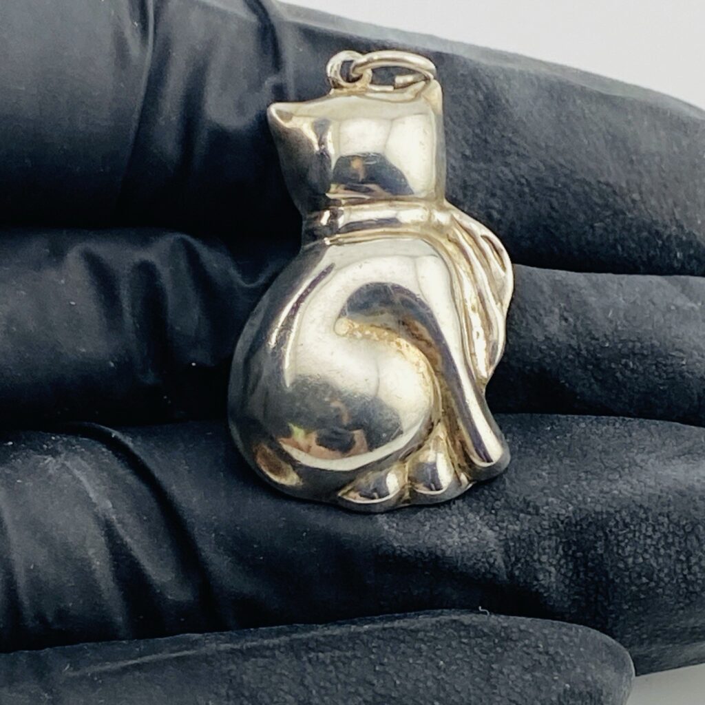 Vintage Puffy Kitty Cat Sterling Silver Pendant