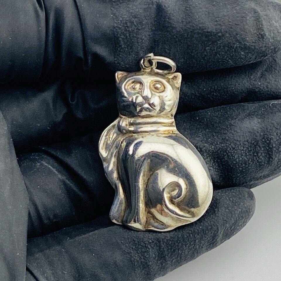 Vintage Sterling Silver Puffy Cat Pendant Figural Kitty Charm