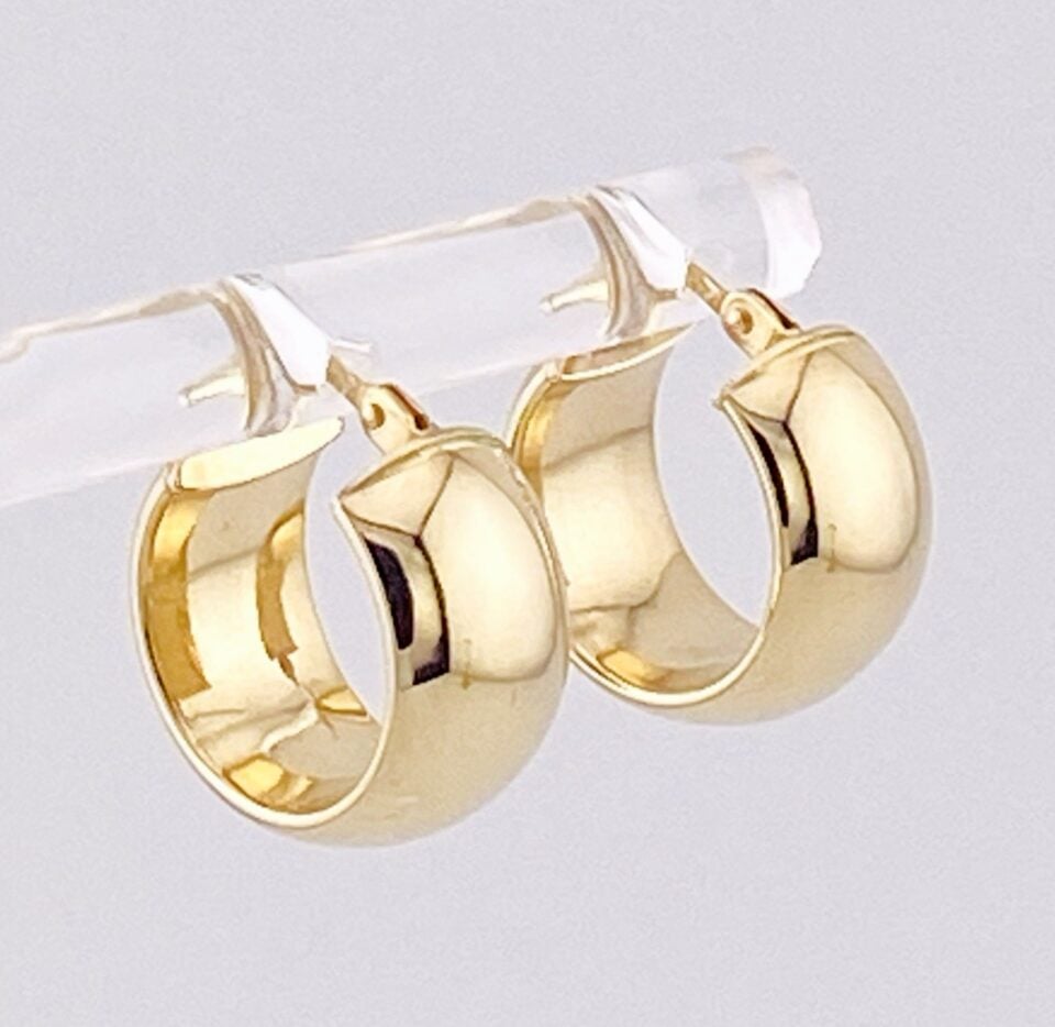 14K Yellow Gold Small Wide Huggy Hoop Earrings 5/8" Diameter x 5MM Wide 1.14g