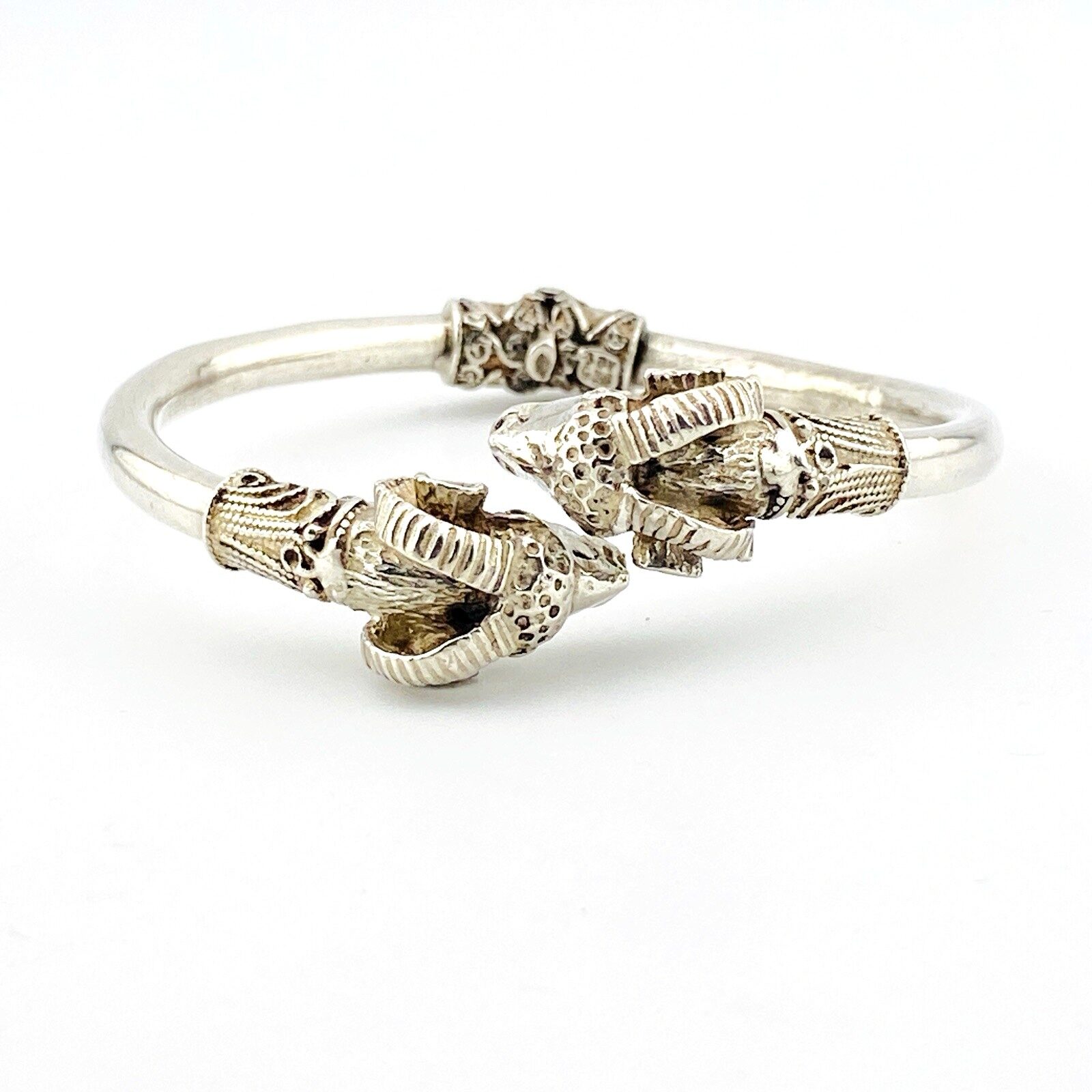 Vintage sterling silver ram head hinged cuff bracelet Aries