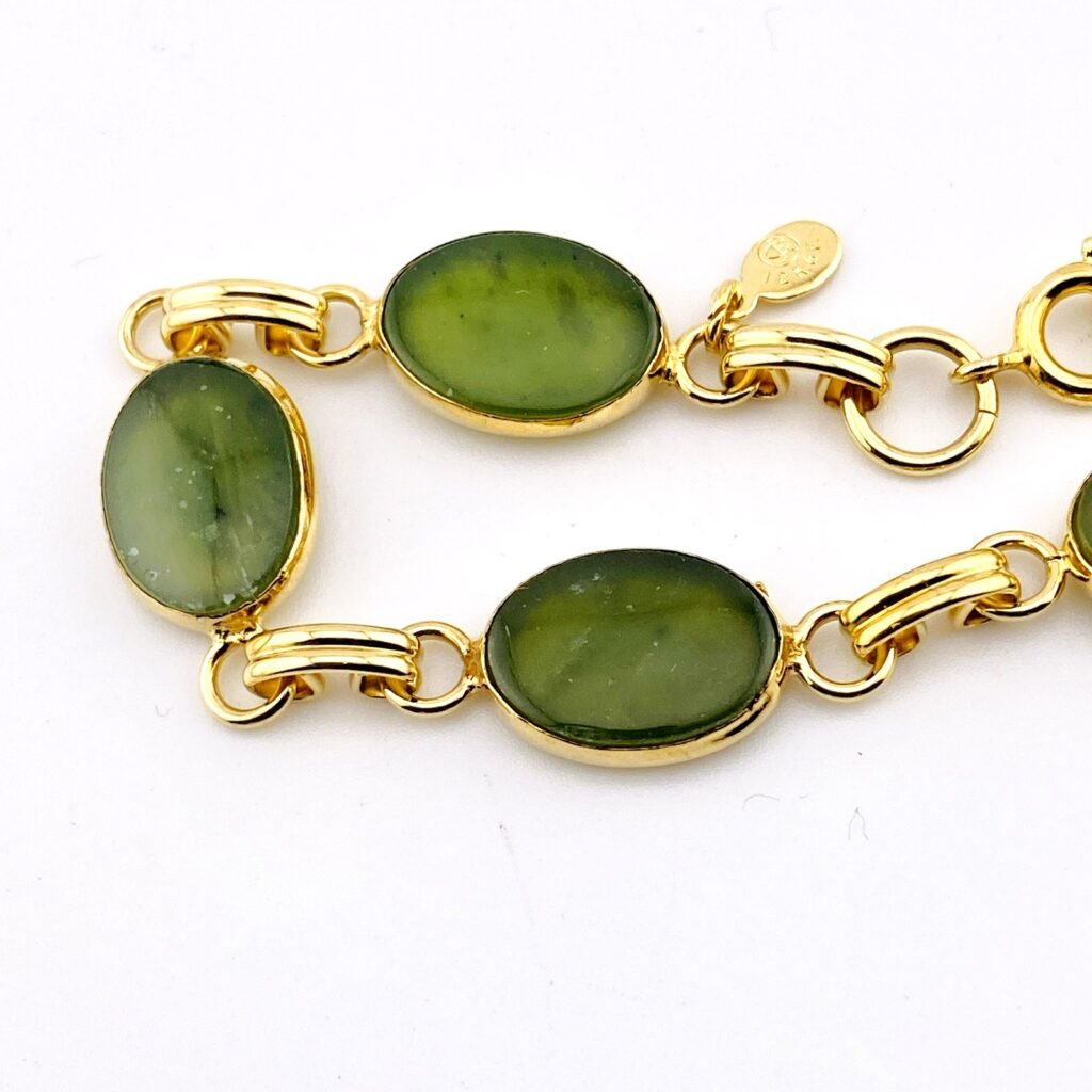 Vintage 7.25" Gold Filled Link Bracelet with Translucent Nephrite Jade
