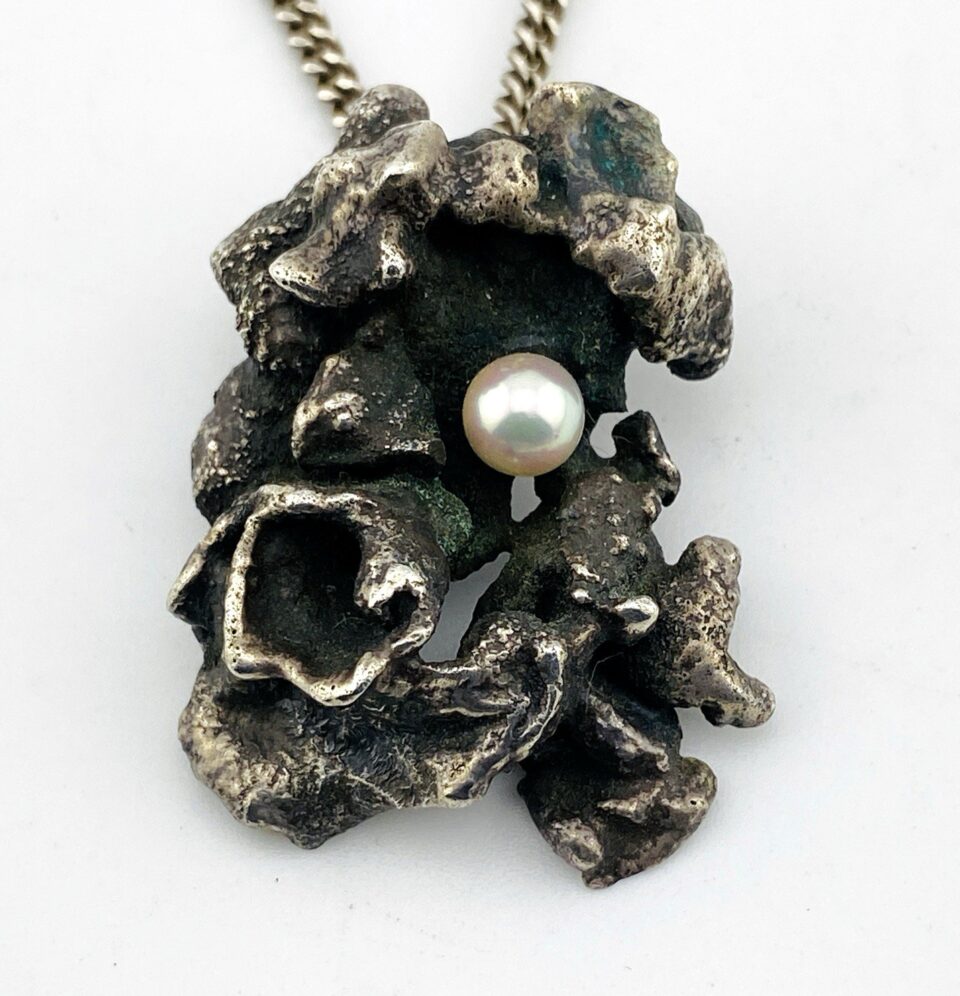 Vintage Brutalist Modernist Sterling Silver Pearl Pendant Necklace – Artisan Made – 24 Inches