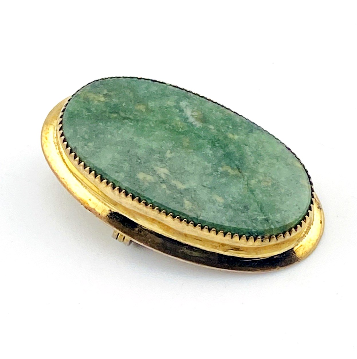Connemara Irish Jade Gold Filled Pendant Converts to Pin Brooch Vintage Oval