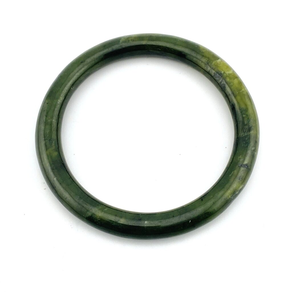 Vintage Nephrite Jade Bangle Bracelet