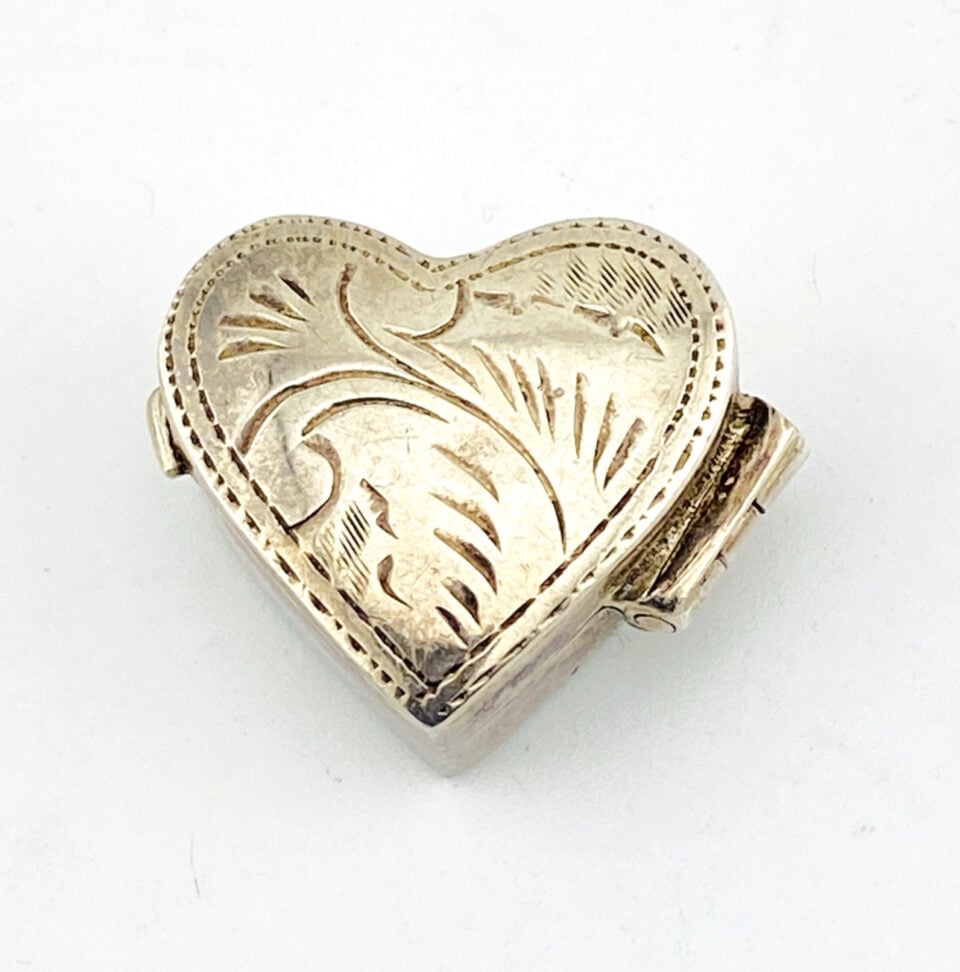 Vintage Sterling Silver Heart Pill Box – Tiny 925 Engraved Keepsake