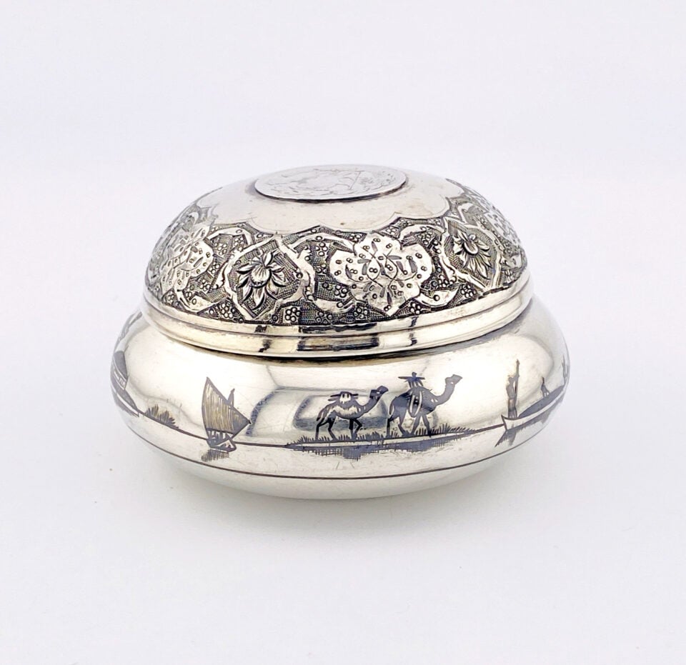 800 Silver Middle Eastern Niello & Engraved Lidded Round Box — Lion & Scimitar Coin