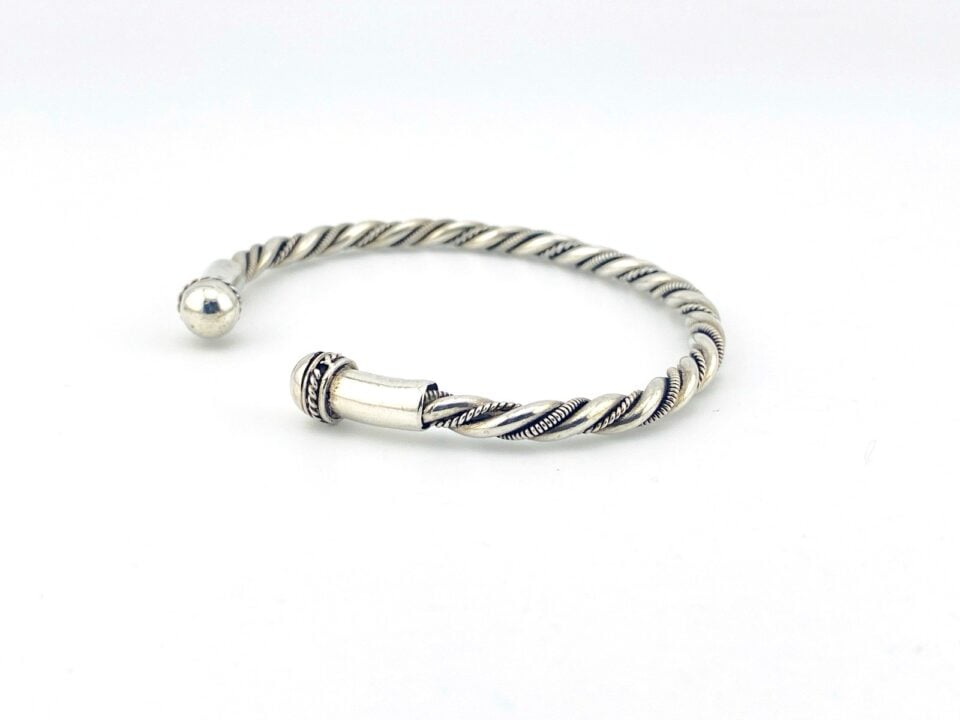 Vintage sterling silver twisted torque cuff bracelet with orb finials