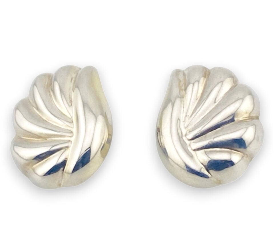 Thailand Sterling Silver Repousse Puffy Wings Clip Earrings