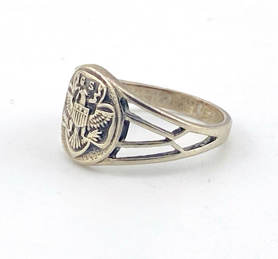Vintage girl scouts eagle signet sterling silver ring - side view