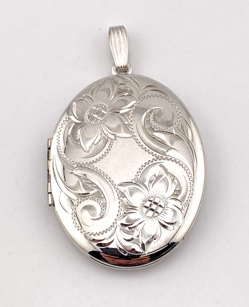 Large Sterling Silver Engraved Oval Locket WEH Hayward 42mm