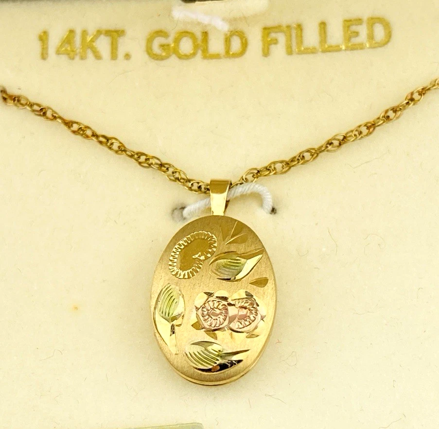 Vintage NOS PPC 14K Gold Filled Engraved Oval Locket Necklace Box 18 In