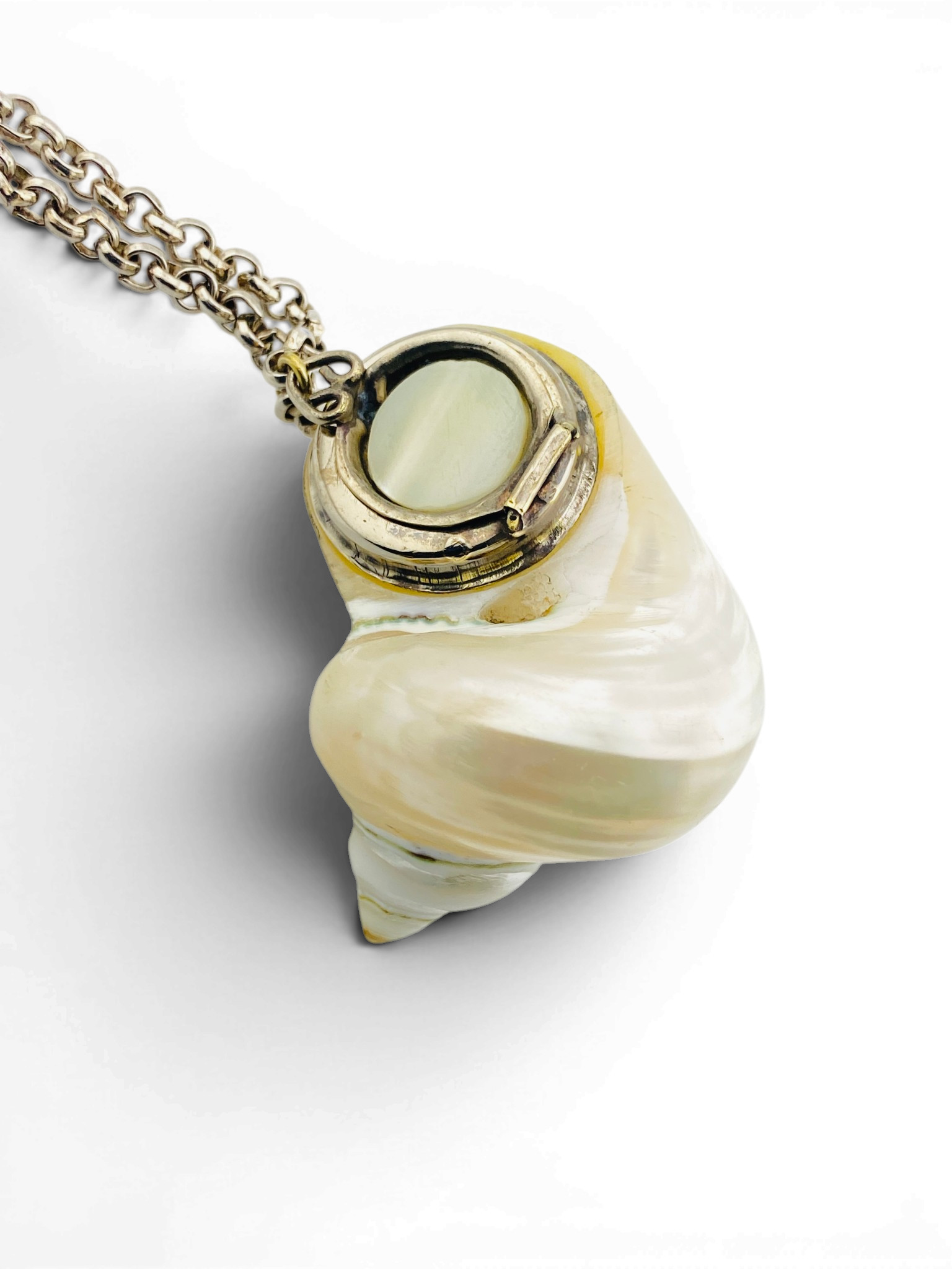 Vintage Real Shell Locket Necklace Secret Box Pendant
