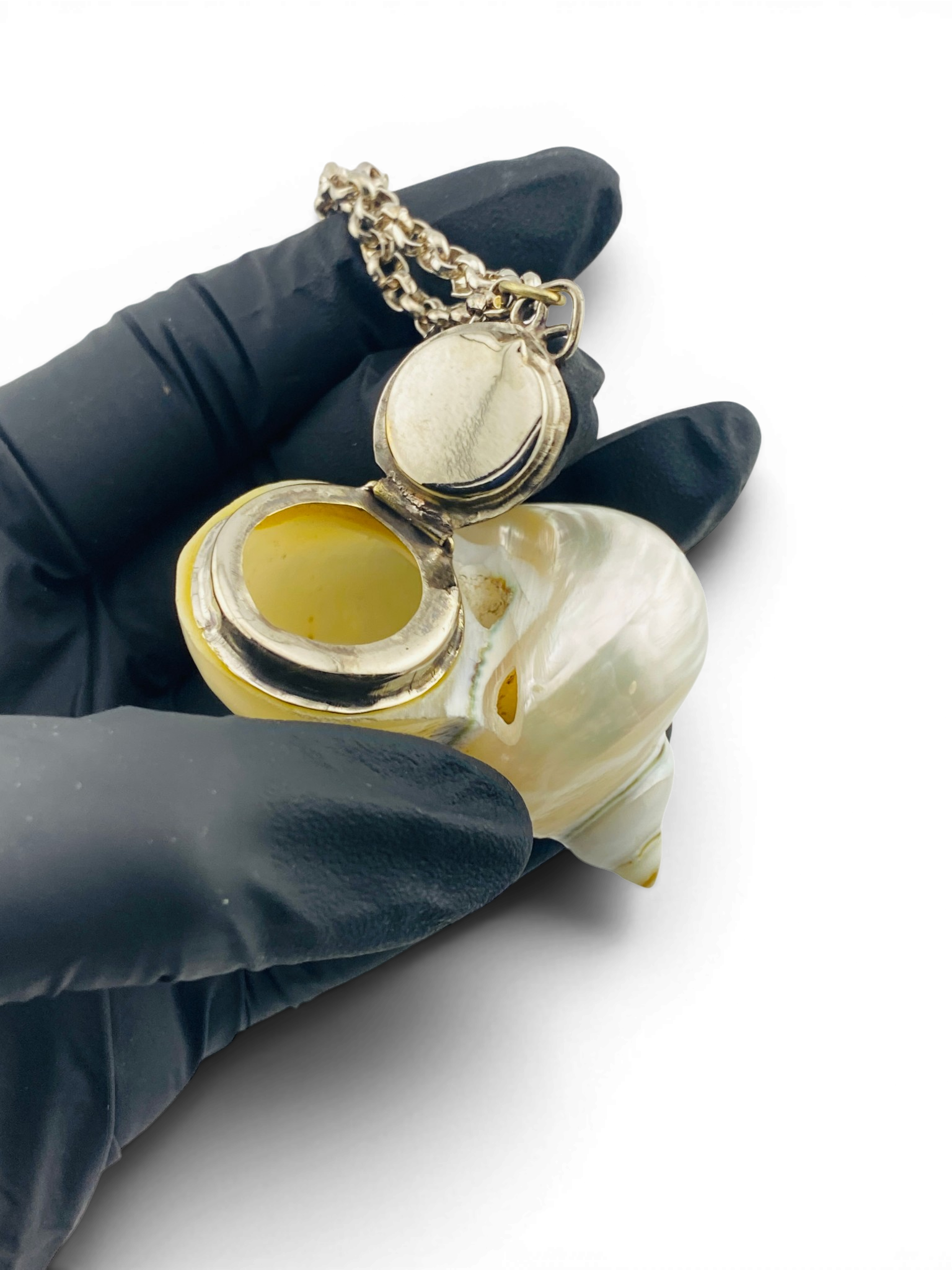 Vintage Real Shell Locket Necklace Secret Box Pendant