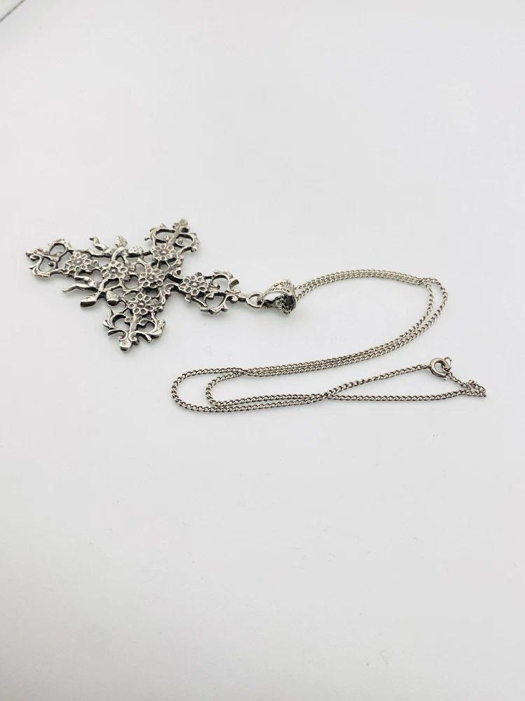 Guglielmo Cini Sterling Silver Putti Cross Pendant