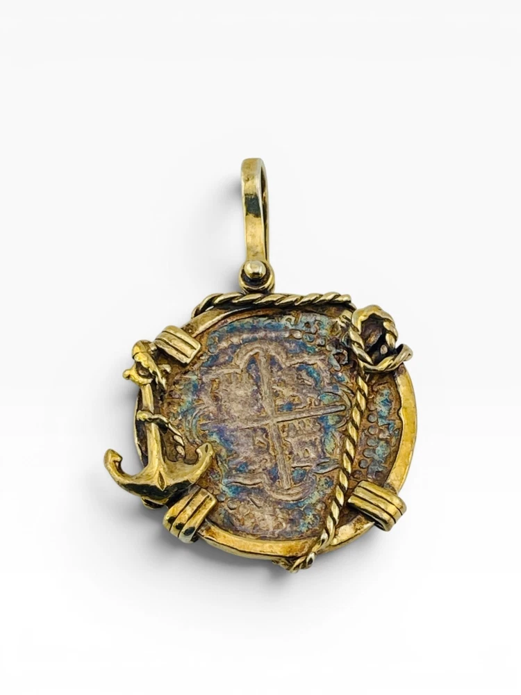 Replica Atocha 8 Reales treasure coin pendant in vermeil setting