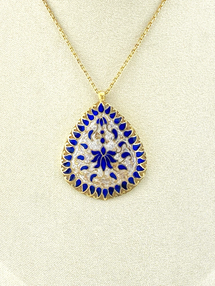 Indian guilloche enamel lac teardrop necklace in vermeil silver with blush pink and cobalt blue enamel