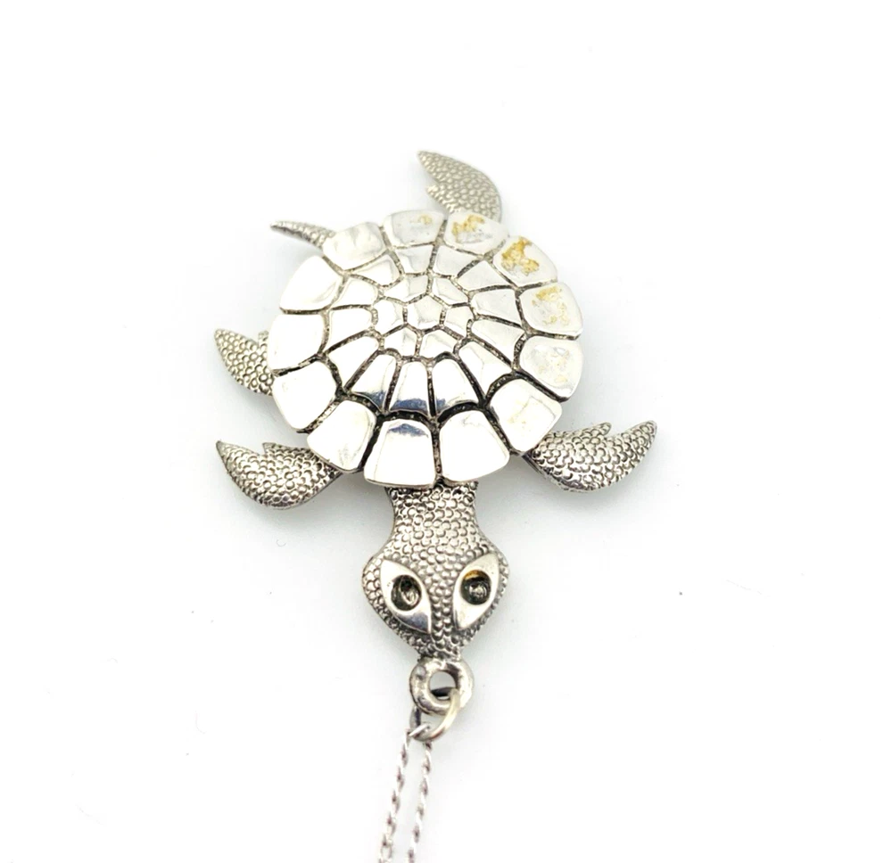 Vintage Sterling Silver Articulated Sea Turtle Necklace DJ