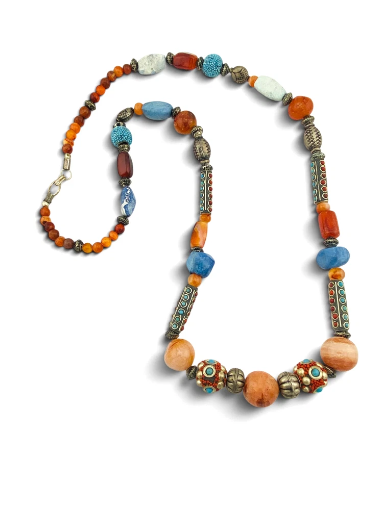 Vintage Himalayan Tibetan Necklace Agate Carnelian Artisan Beads