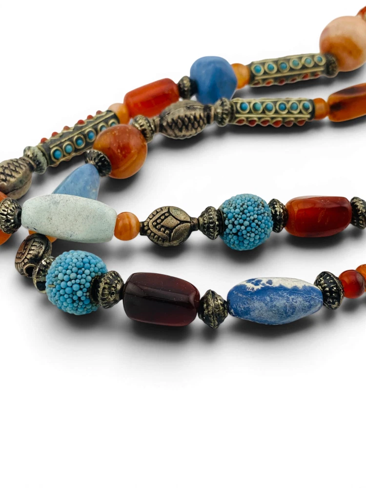 Vintage Himalayan Tibetan Necklace Agate Carnelian Artisan Beads