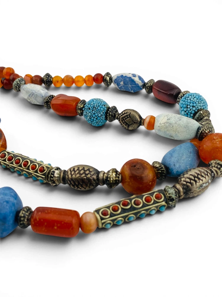 Vintage Himalayan Tibetan Necklace Agate Carnelian Artisan Beads