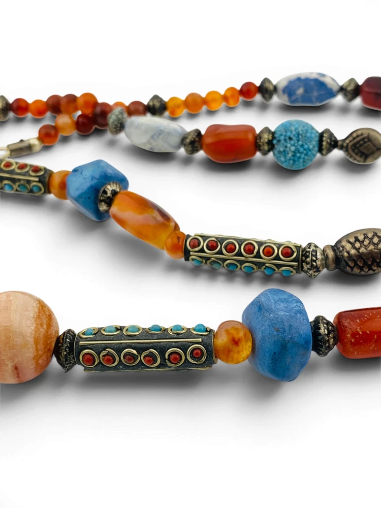 Vintage Himalayan Tibetan Necklace Agate Carnelian Artisan Beads