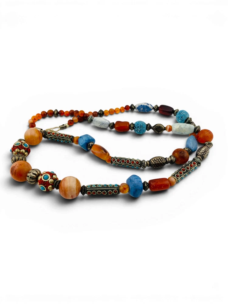 Vintage Himalayan Tibetan Necklace Agate Carnelian Artisan Beads