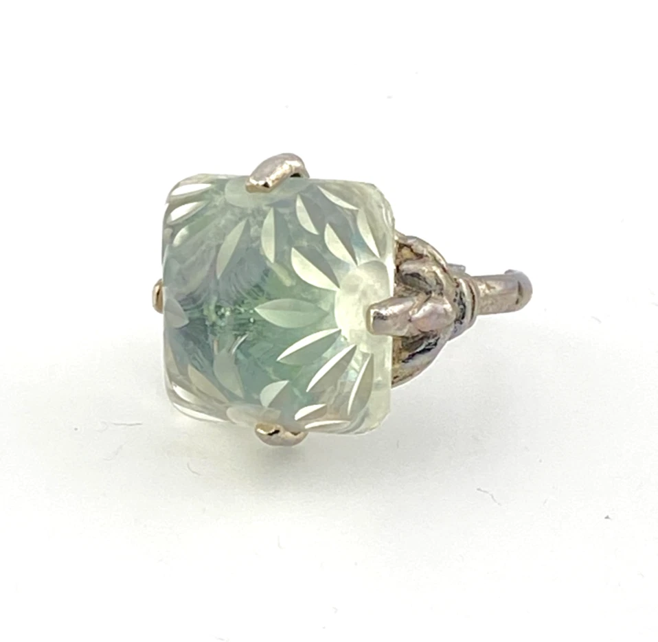 Art Deco Clear Cut Glass Sugarloaf Ring Silver Tone Adjustable Size 7