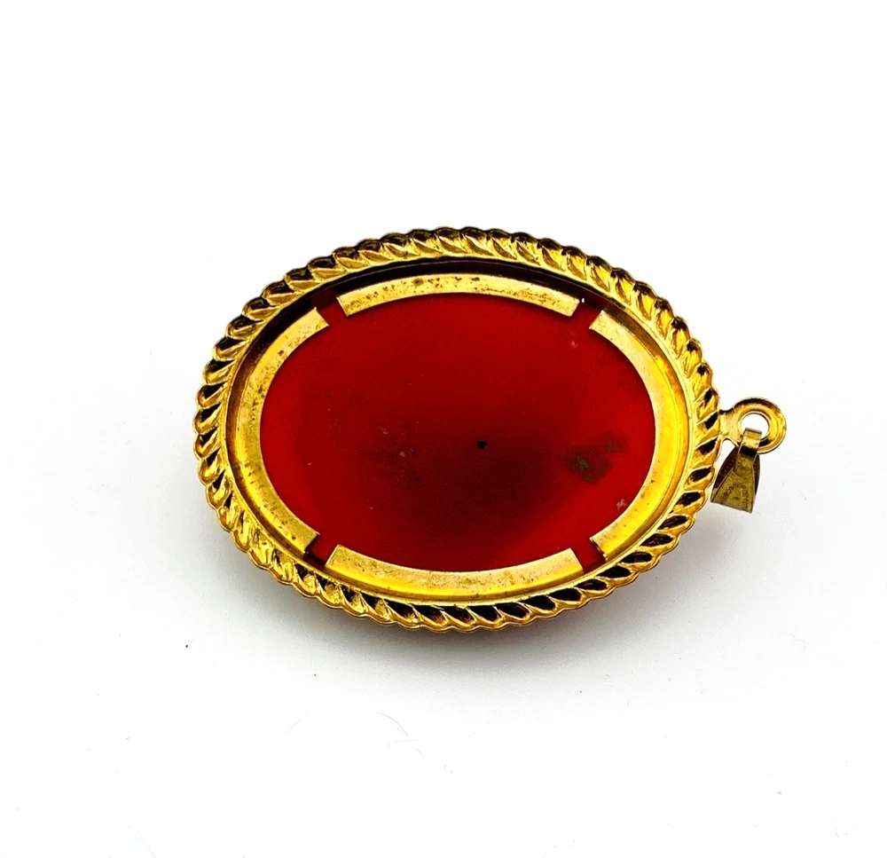 Large vintage Czech red glass pharaoh cameo pendant in gold plated Egyptian Revival setting