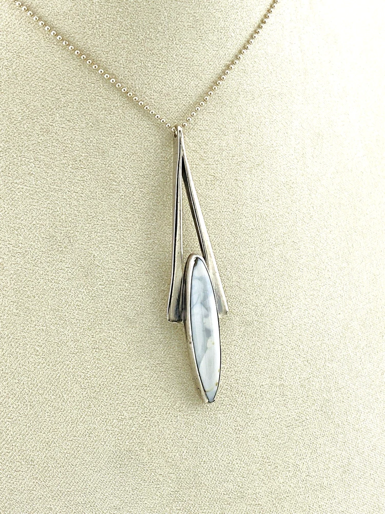 Vintage Modernist sterling silver arrowhead pendant necklace with marquise larimar, artist signed JR