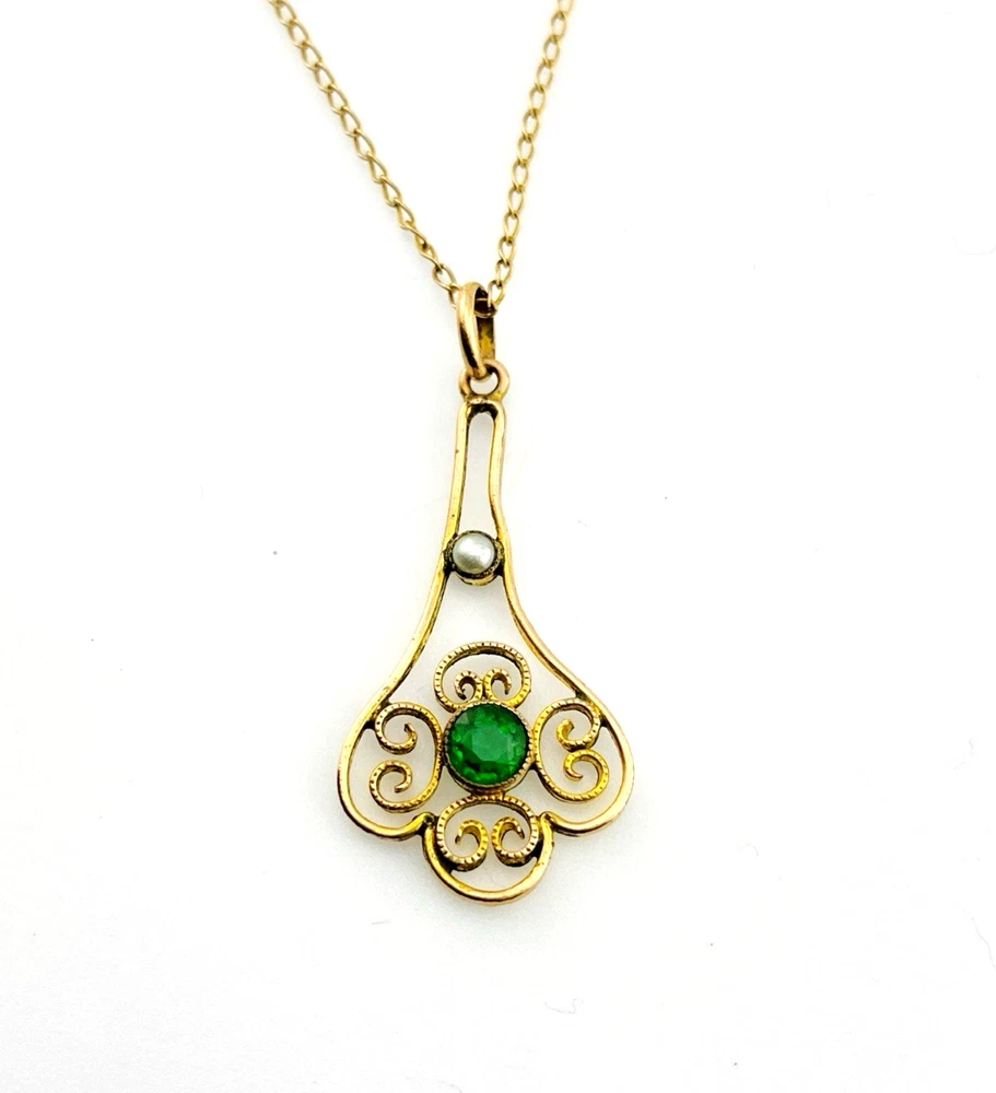 12K Gold Filled Green Glass Pearl Lavaliere Necklace