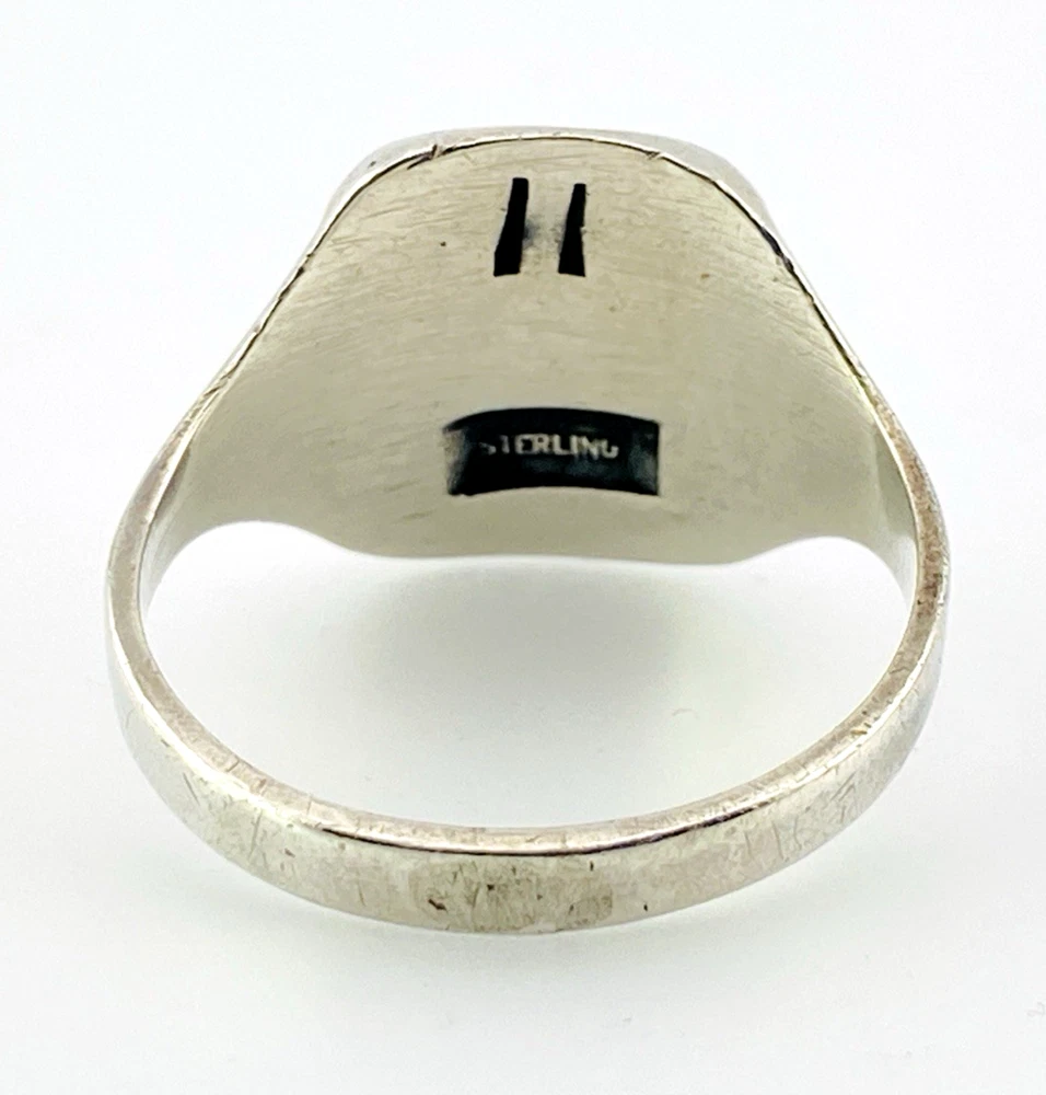 Vintage sterling silver Boy Scouts of America Be Prepared signet ring with Universal Emblem, size 10.25