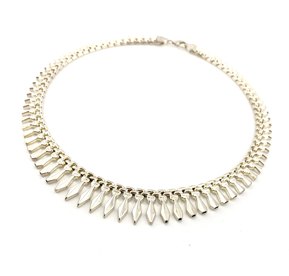 Vintage Italian sterling silver Modernist collar necklace with graduated dimensional spearhead fringe links