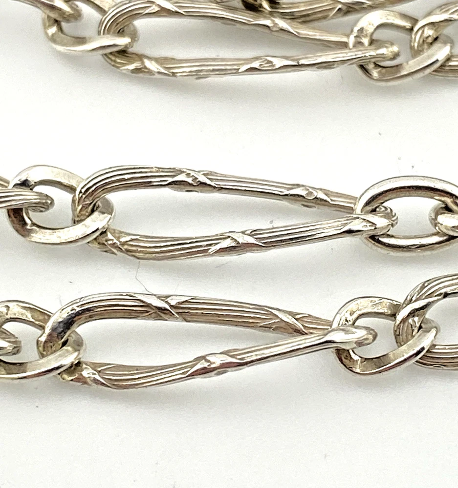 Vintage 800 Silver Sheaf Link Long Guard Chain, 58 Inches - link closed up