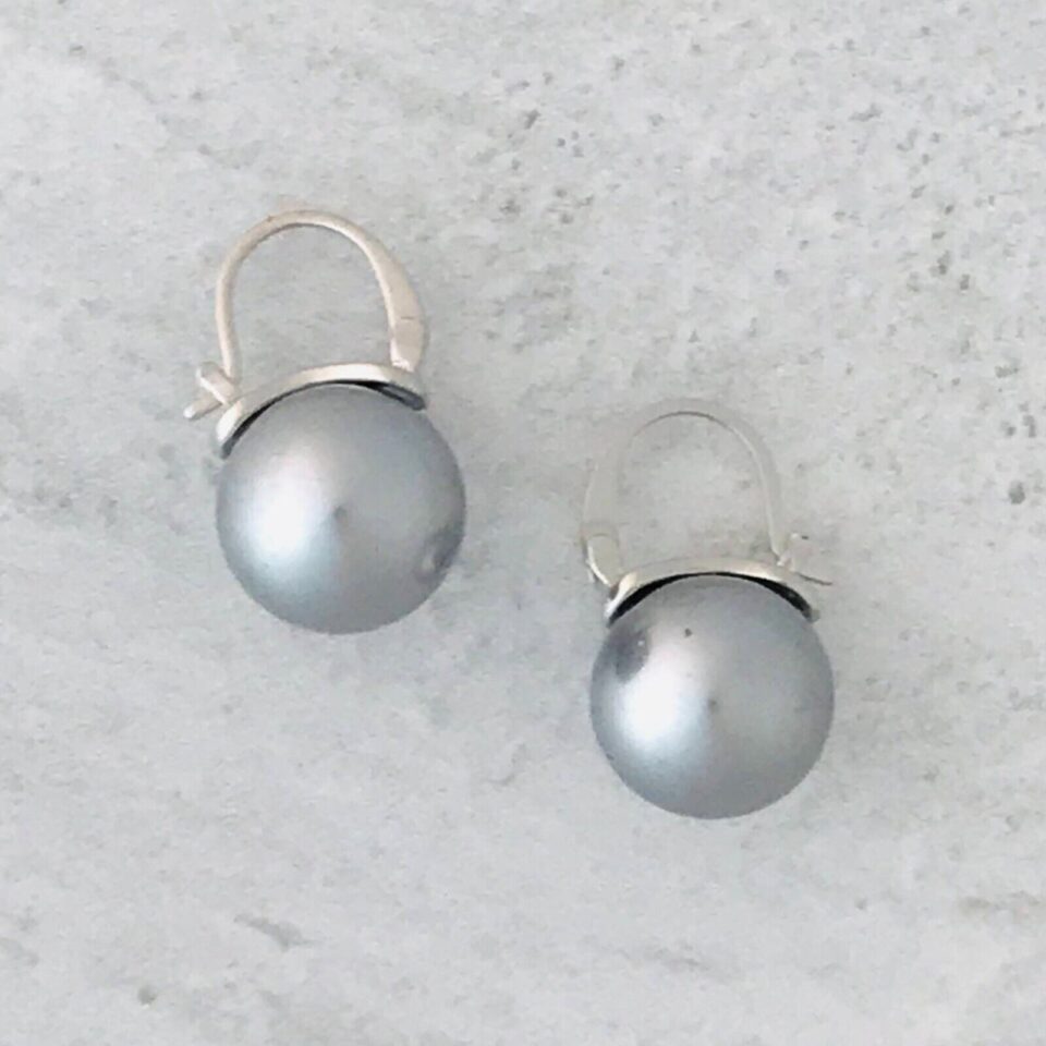 Elegant 13mm Faux Pearl Huggie Drop Earrings Silver and Gray